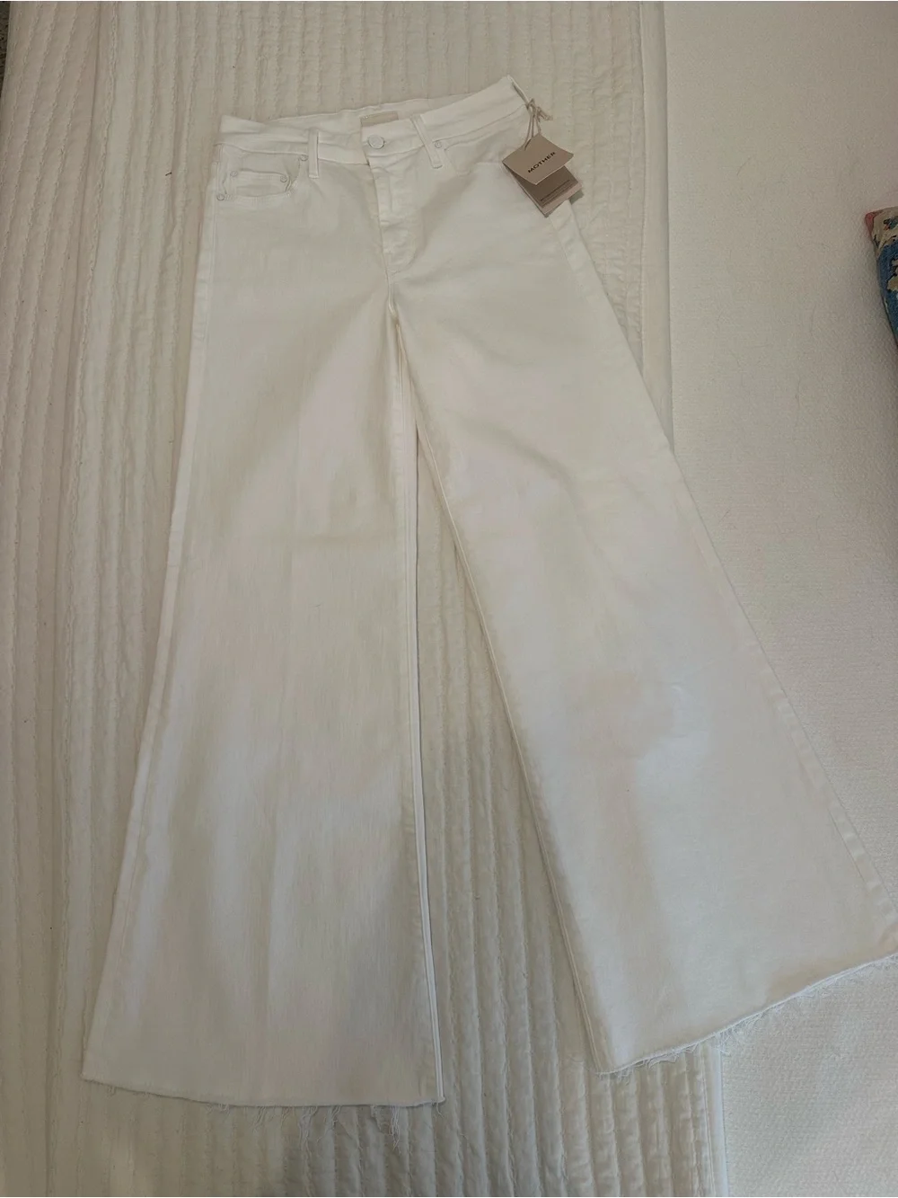 MOTHER The Roller Fray Wide-Leg Jeans in Fairest of them all wash